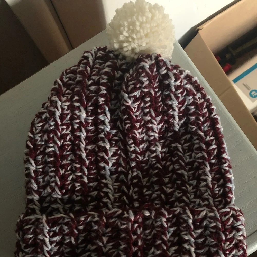 Colorado‎ Avs Slouchy Beanie